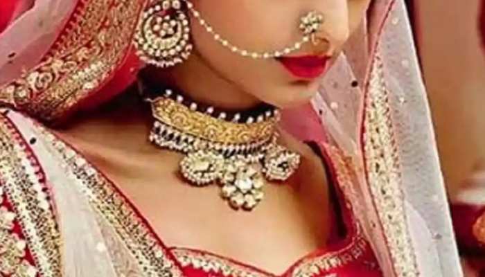 bride did a big scandal and caught with brother-in-law in his room  mother-in-law shocked | नई नवेली दुल्हन ने कर दिया बड़ा कांड, बहनोई के साथ  पकड़ी गई कमरे में; सास-ससुर हैरान |