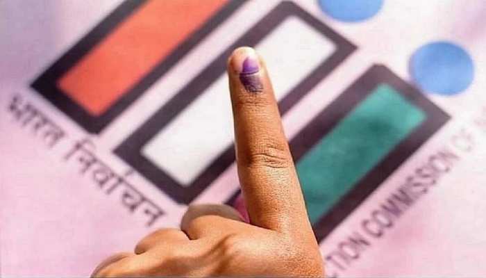 UP MLC Chunav 2022 battle for majority Legislative Council uttar pradesh bjp sp vidhaan parishad chunav pcup | विधानसभा चुनाव के बाद अब विधान परिषद में बहुमत की लड़ाई, 15 से नामांकन,