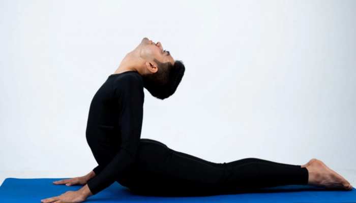 Bhujangasana Benefits Bhujangasana beneficial for health Method of Bhujangasana brmp |  Bhujangasana Benefits: Do this posture every morning after waking up, fitness will remain intact, you will get 10 great benefits ...