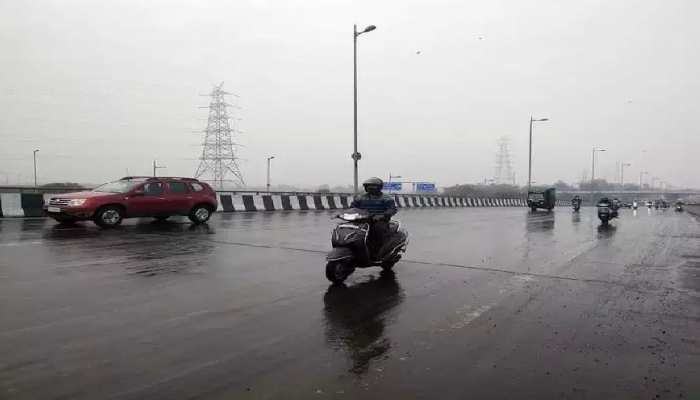 weather forecast for delhi imd predicted rain in delhi till 22 april 2022 |  भीषण गर्मी से परेशान हैं इस राज्य के लोग, अब 22 अप्रैल तक बारिश से मिलेगी  राहत |