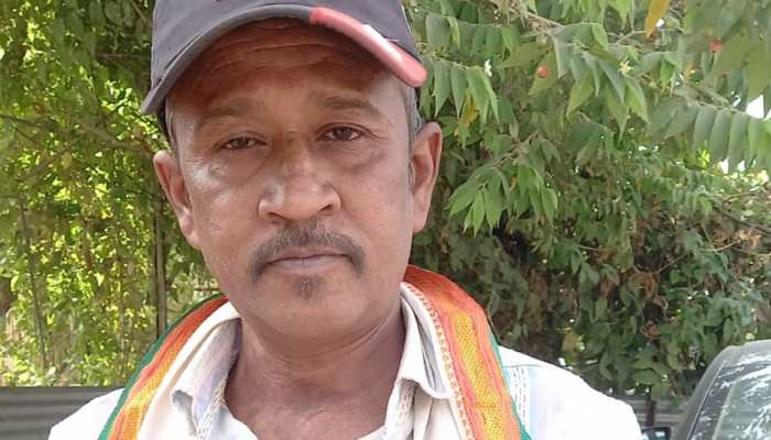 Viral News: दो बोतल शराब पीने के बाद भी जब नहीं चढ़ा नशा, गृह मंत्री को भेजी शिकायत Viral News: दो बोतल शराब पीने के बाद भी जब नहीं चढ़ा नशा, गृह मंत्री को भेजी शिकायत