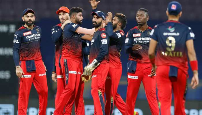 ipl 2022 royal challengers bangalore star fast bowler harshal patel is fit to play the eliminator match against lsg |IPL 2022: एलिमिनेटर से ठीक पहले RCB के लिए बड़ी खुशखबरी, वापस लौटा