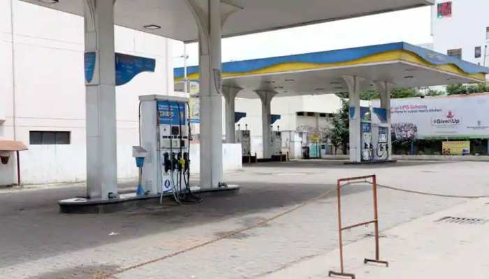 Petrol/Diesel: पेट्रोल-डीजल की घटी कीमतों का विरोध, यहां बंद रहेंगे पंप