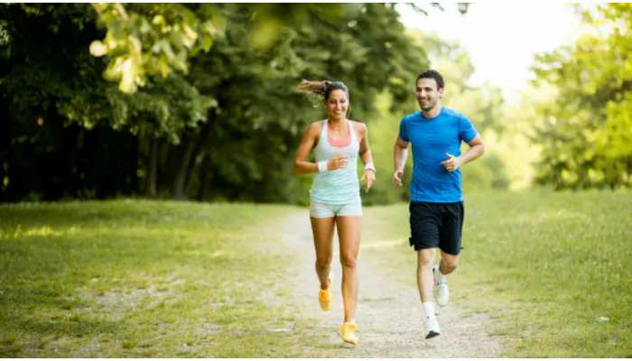 Health Care Tips:दौड़ने के बाद होता है पैरों में दर्द? तो इस तरह से करें दूर 
