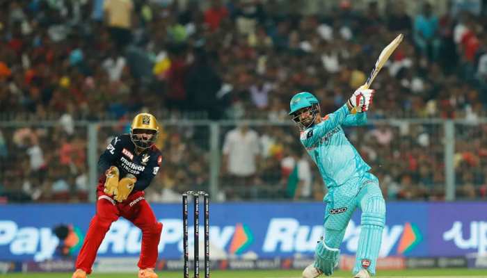 LSG vs RCB Eliminator Live: लखनऊ-बैंगलोर में तगड़ी टक्कर, 2 ओवरों में 33 रनों की जरूरत
