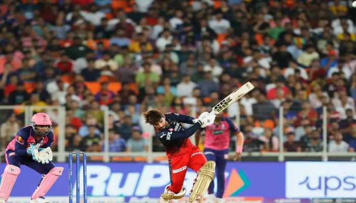 RCB vs RR Qualifier Live: राजस्थान रॉयल्स की मैच में वापसी, बैंगलोर का सांतवा विकेट गिरा