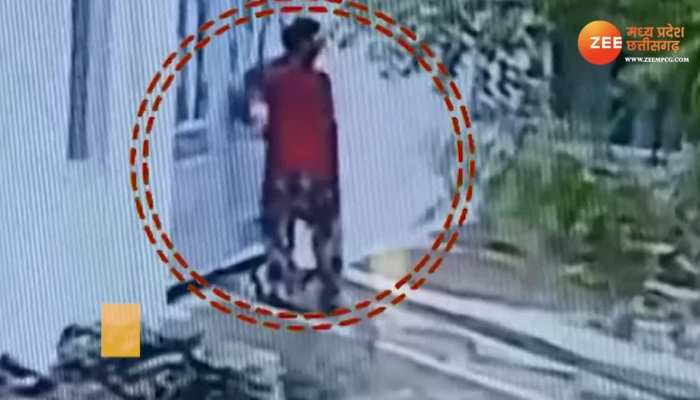 घर का गेट लगाया, बड़ी सी बंदूक निकाली और खुद को मार ली गोली, CCTV में कैद VIDEO