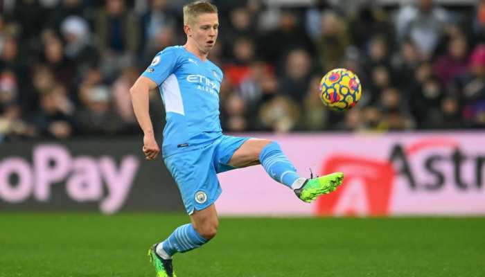 World Cup प्लेऑफ से पहले रो पड़े यूक्रेन के स्टार फुटबॉलर Oleksandr Zinchenko