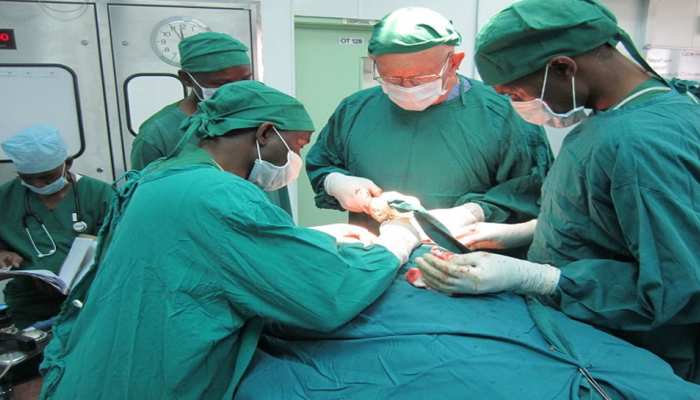 Know why green and blue clothes are worn in operation theatre?