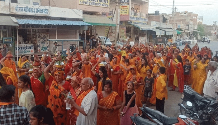 कलश यात्रा के साथ शुरु हुआ कमला माता का तीन दिवसीय वार्षिक मेला, हुई भव्य महाआरती