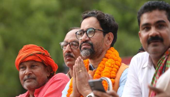 Azamgarh Bypoll Result: आजमगढ़ में निरहुआ ने किया जीत का दावा, ट्वीट कर कही ये बात