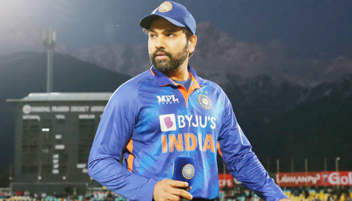 Rohit Sharma: टी20 की कप्तानी से हटाए जा सकते हैं रोहित, इस दिग्गज ने किया बड़ा दावा