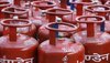 LPG Price: 198 रुपये सस्ता हुआ गैस सिलेंडर, जानिए क्या है नई कीमत