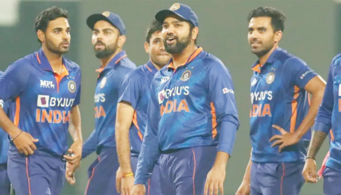 Team India: राहुल द्रविड़ के बाद टीम इंडिया को मिला नया हेड कोच! सामने आई ये बड़ी खबर