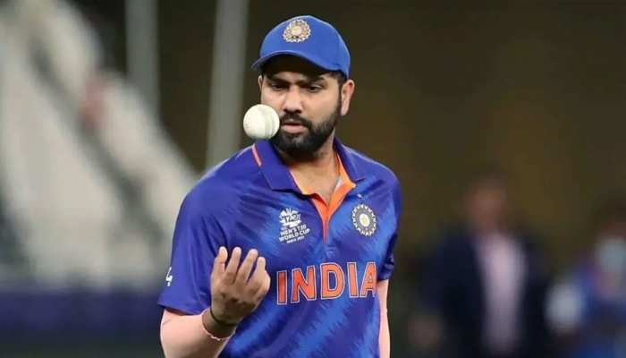 Rohit Sharma Not give single chance to shardul thakur in india vs england  odi series | रोहित इस खिलाड़ी को एक मौका देने के लिए नहीं हैं तैयार, पूरी  सीरीज में बैठा