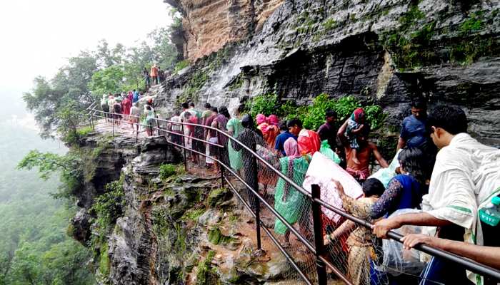 Photos: नागद्वारी से जाता है नागलोक का रास्‍ता, कठ‍िन और दुर्गम रास्‍तों का है सफर!