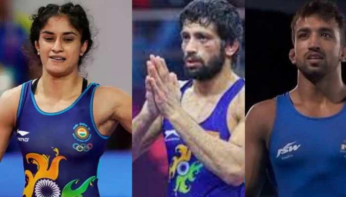 CWG 2022 India Record Commonwealth Games 2022 vinesh phogat ravi dahiya naveen won gold medal in wrestling | CWG 2022: कुश्ती में भारत के रिकॉर्ड 6 गोल्ड, रवि दहिया, विनेश फोगाट के