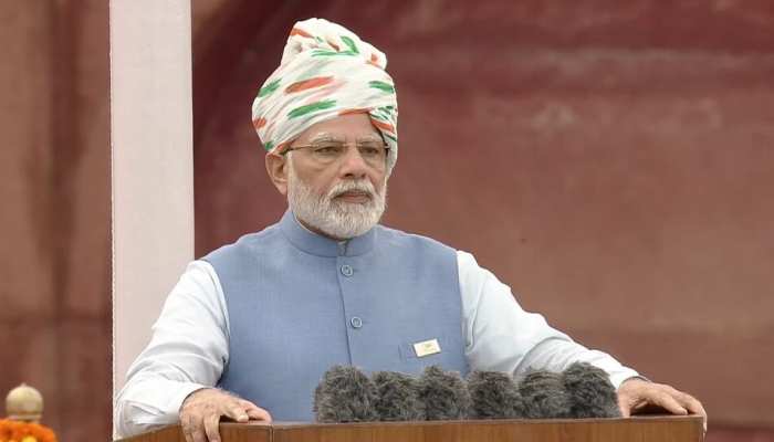 संबोधन के दौरान PM मोदी हुए भावुक, विकास के लिए सामने रखा 25 साल का ब्लूप्रिंट
