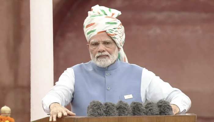 देश को संबोधित करते हुए PM मोदी हुए भावुक, बोले- नारी का अपमान स्वीकार नहीं