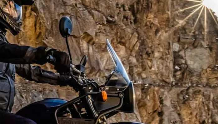 Royal Enfield Himalayan 450 की दिखी झलक, साइड से ऐसी आई नजर