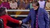 KBC 14: Chhattisgarh की कोमल के हाथ पकड़ने पर चीख पड़े  Amitabh Bachchan!!