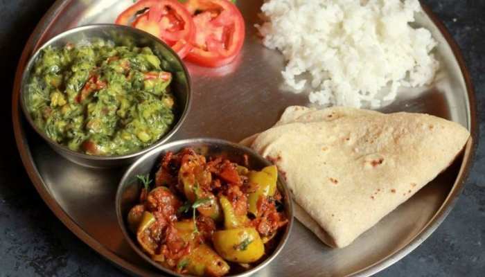 proper dinner diet will create no digestion problem nsmp | रात का भोजन होगा  हल्का तो नहीं होगी पाचन की समस्या, ऐसे मेंटेन करें Dinner Diet | Hindi  News, Health
