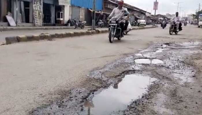 किशनगढ़ में वादे के चार साल बाद भी विधायक ने नहीं ली सड़क की सुध, हालात हुए बदतर