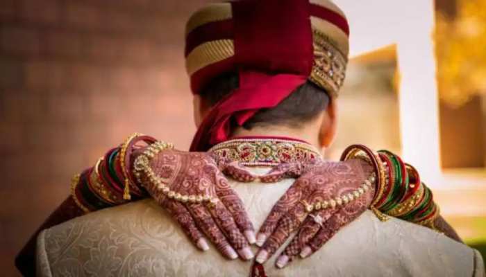 Single pose | Indian wedding couple photography, Indian bridal photos,  Indian wedding photography poses