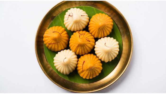 Try making these 3 sugar free sweet recipes for your celebrations | Ganesh Chaturthi 2022: जानें कैसे बनाते हैं Sugar Free मोदक लड्डू और मीठे आलू का हलवा, यहां है पूरी विधि! | Hindi News Try making these 3 sugar free sweet recipes for your celebrations | Ganesh Chaturthi 2022: जानें कैसे बनाते हैं Sugar Free मोदक लड्डू और मीठे आलू का हलवा, यहां है पूरी विधि! | Hindi News