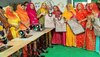 Barmer : 40 महिला दस्तकारों को मिली निःशुल्क सिलाई मशीनें, रूमादेवी क्राफ्ट सेंटर पर कार्यक्रम