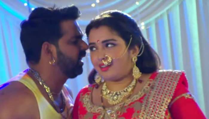 Pawan Singh touches Amrpali dubey breast newly weds suhagraat sexy romance  goes viral bhojpuri boldest song | Bhojpuri Song: शादी के बाद दुल्हनिया  आम्रपाली को देखते ही पवन सिंह पर चढ़ा रोमांस,