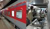 Rajdhani Express में यात्री अब नहीं रहेंगे भूखे, मिलेगा भरपेट खाना!