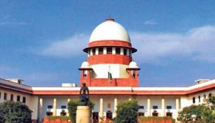 EWS आरक्षण के खिलाफ दायर याचिकाओं पर SC बोला- संसद में चर्चा न होना चुनौती का आधार नहीं