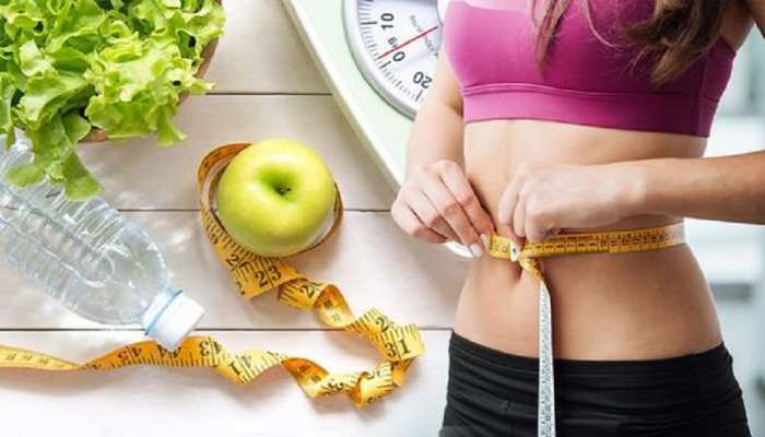 Weight Loss: जिम करने से नहीं हो रहा वजन कम, बस रोज करें ये काम, पेट होगा अंदर 