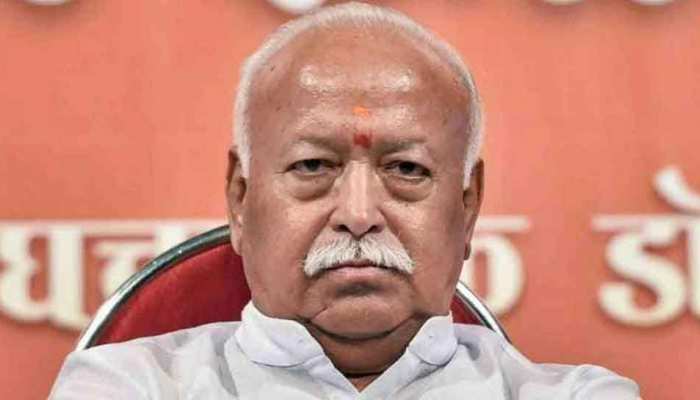 आरएसएस चीफ मोहन भागवत का मस्जिद के बाद अब मदरसे का दौरा, बच्चों से की बातचीत