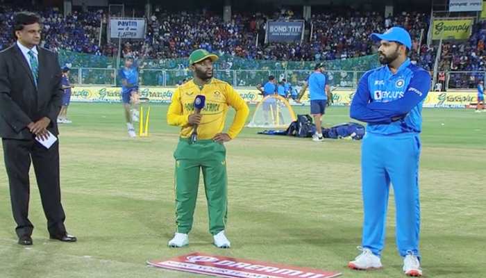 IND vs SA Live: भारतीय टीम ने जीता टॉस, रोहित ने किया पहले गेंदबाजी करने का फैसला