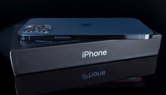 Hurry Up! iPhone 13 आज बिक रहा सबसे सस्ते में, कुछ घंटे में खत्म होने वाली है Sale