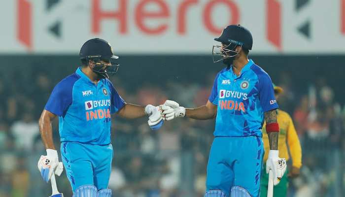 IND vs SA Live: रोहित-राहुल की धमाकेदार बल्लेबाजी, बड़े स्कोर की ओर टीम इंडिया 