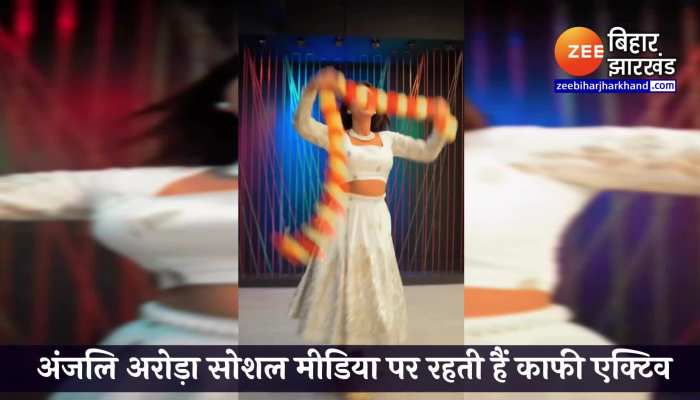 अंजलि अरोड़ा वीडियो में जमकर कमर मटकाती आ रही है नजर, इंस्टाग्राम पर वायरल