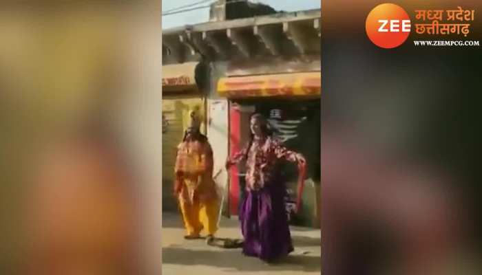 प्रांजल दहिया के '52 गज का दामन' गाने पर रावण ने मारे ठुमके, देखिए VIDEO