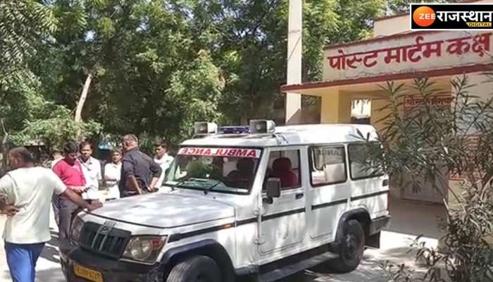 चौड़ा 23 मील के पास गलत दिशा में पिकअप चला रहे चालक ने बाइक को मारी टक्कर, दो की मौत