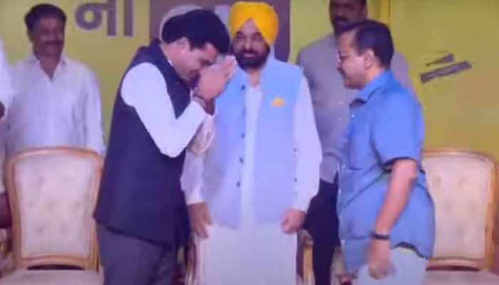 Gujarat Elections: इसुदान गढ़वी होंगे AAP के सीएम कैंडिडेट, केजरीवाल ने किया ऐलान
