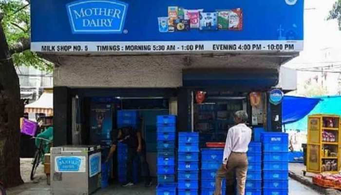 Milk Price Hike: दिल्ली-NCR के लोगों को महंगाई का झटका, मदर डेयरी फिर बढ़ाए दूध के दाम, ये हैं नए रेट