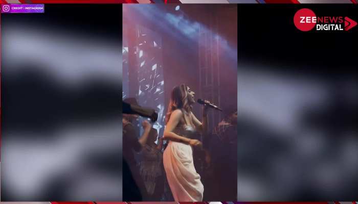 Neha Bhasin: देर रात नेहा भसीन ने स्टेज पर किया जबरदस्त डांस, वीडियो से फैंस का नजर हटाना हुआ मुश्किल