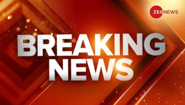 Live Breaking News: शाही ईदगाह में हनुमान चालीसा पढ़ने का आह्वान करने वालों पर कोर्ट सख्त, 16 लोगों के खिलाफ वारंट जारी