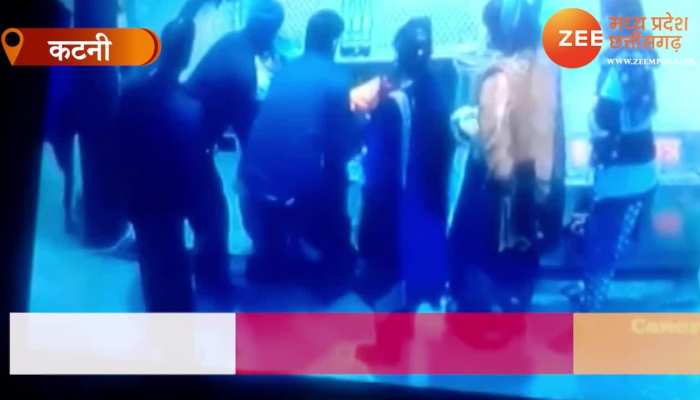 साईं बाबा के चरणों में भक्त की हुई मौत, मंदिर में लगे सीसीटीवी में कैद घटना, देखिए VIDEO