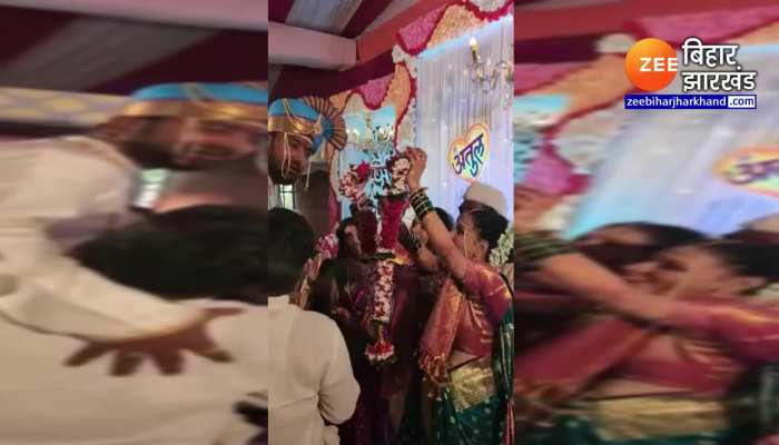 जुड़वां बहनों से शादी करना पड़ा इस शख्स को भारी, पुलिस ने दर्ज किया मामला