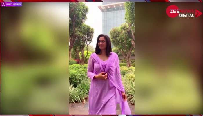 Shweta Tiwari: 42 की उम्र में भी इस हसीना की छलक रही जवानी, नजाकत भरी अदाओं से जीत रहीं फैंस का दिल