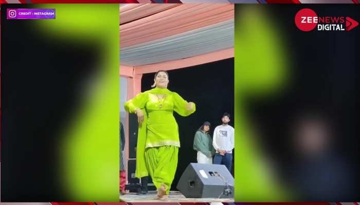 Sapna Choudhary Dance Video: पटियाला सूट में सपना चौधरी का धमाकेदार डांस, देसी ठुमकों से स्टेज पर लगाई आग