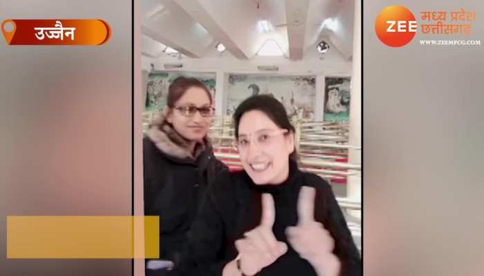 महाकाल मंदिर परिसर में दो महिलाओं के बॉलीवुड रील्स पर बवाल, वीडियो सोशल पर वायरल